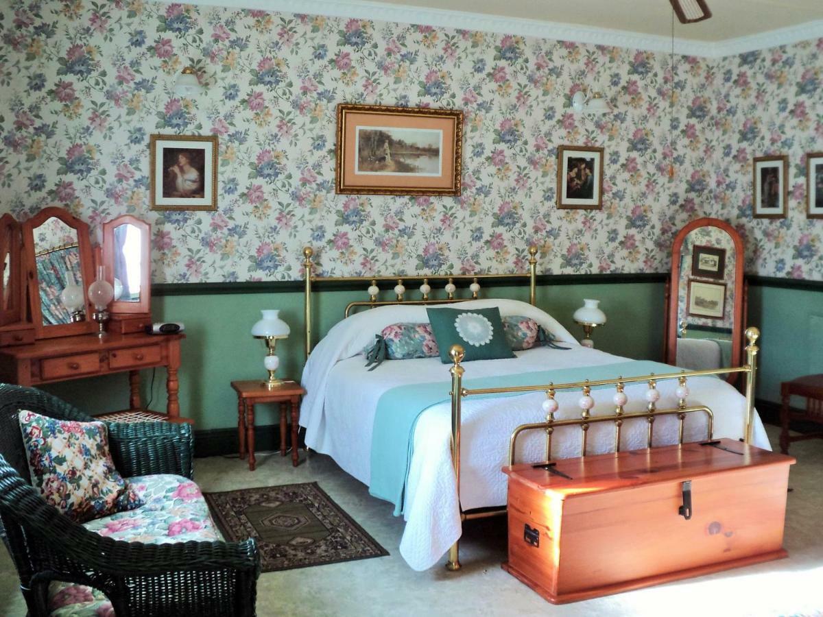 A Pilgrims Rest Hotel Graskop Exterior photo
